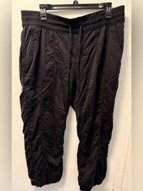 W’s XL The North Face Black Aphrodite 2.0 cropped/capri travel pants